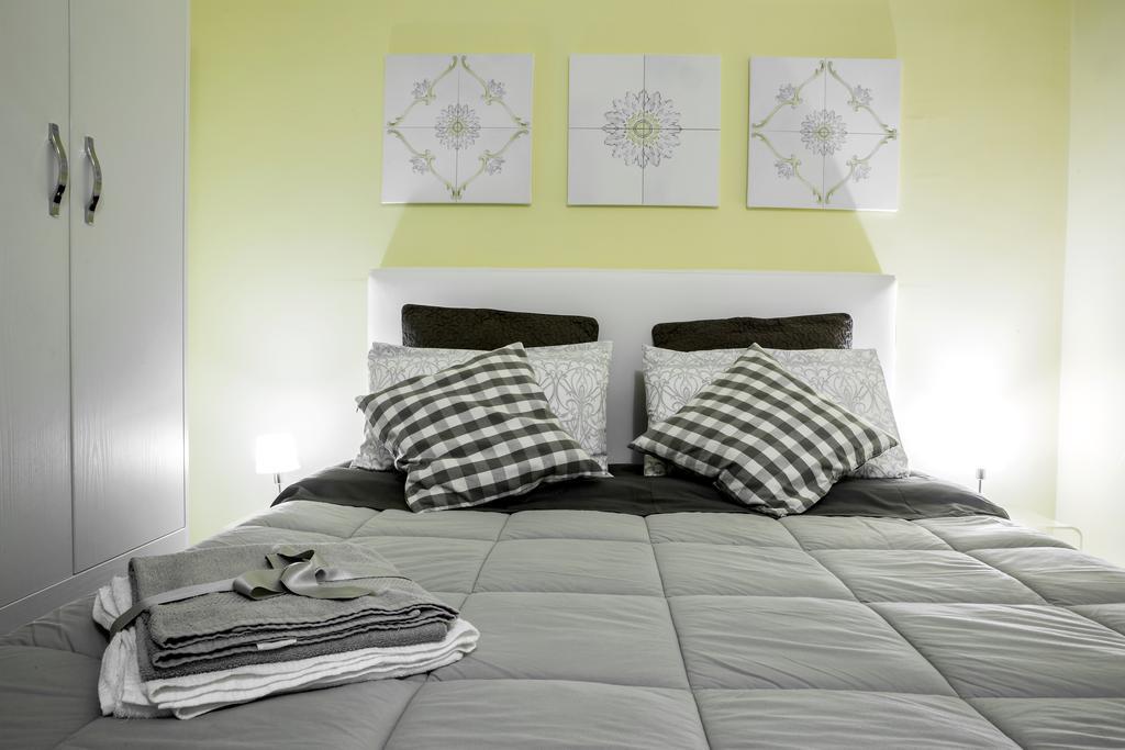 Bed And Breakfast Musae อากรอโปลี ภายนอก รูปภาพ