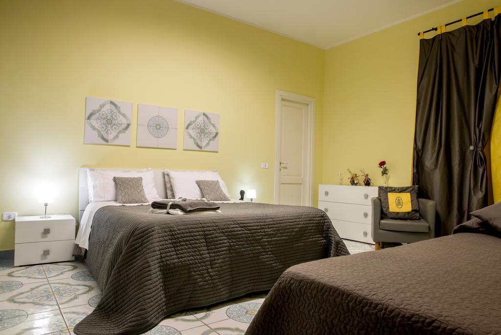 Bed And Breakfast Musae อากรอโปลี ภายนอก รูปภาพ